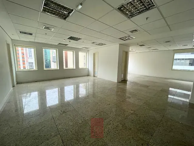 Conjunto comercial com 200m², à venda, no bairro Consolação em São Paulo