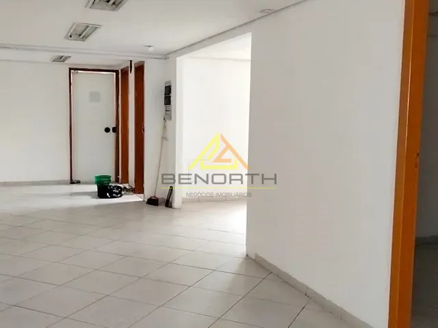 Conjunto comercial com 90m², para alugar, no bairro Santana em São Paulo