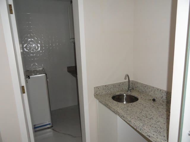 Conjunto comercial com 115m², para alugar, no bairro Vila Clementino em São Paulo