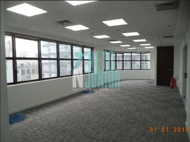 Conjunto comercial com 377m², à venda ou para alugar, no bairro Vila Buarque em São Paulo