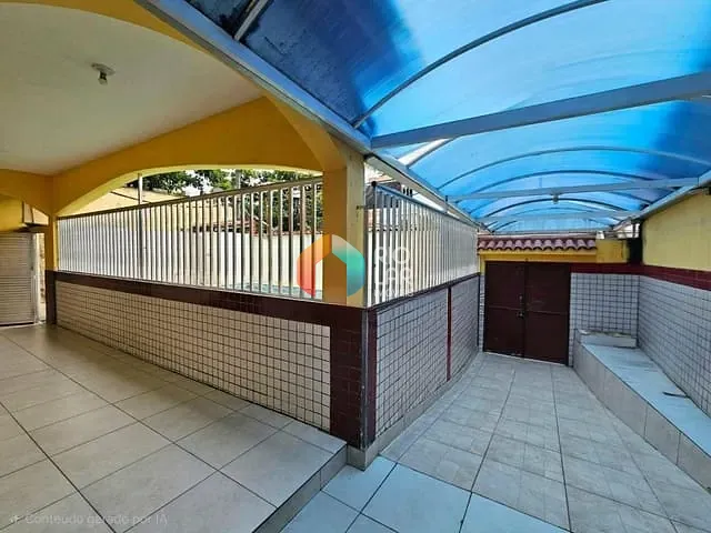 Casa com 450m², à venda, no bairro Curicica em Rio de Janeiro