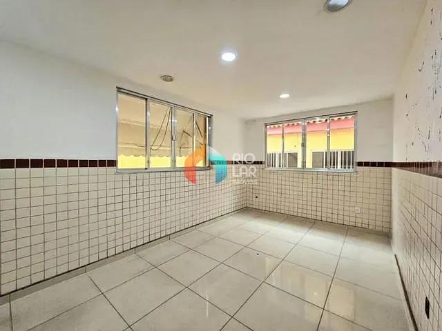 Casa com 450m², à venda, no bairro Curicica em Rio de Janeiro