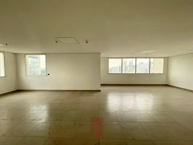 Conjunto comercial com 70m², à venda, no bairro Higienópolis em São Paulo