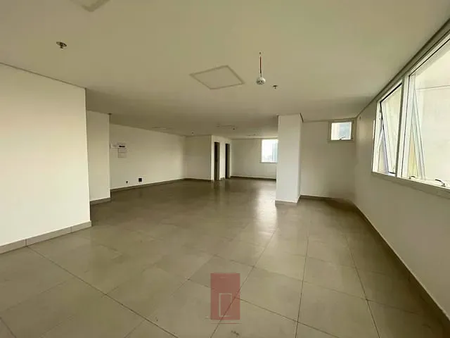 Conjunto comercial com 70m², à venda, no bairro Higienópolis em São Paulo