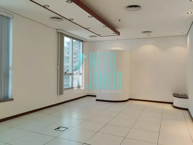 Conjunto comercial com 559m², para alugar, no bairro Itaim Bibi em São Paulo