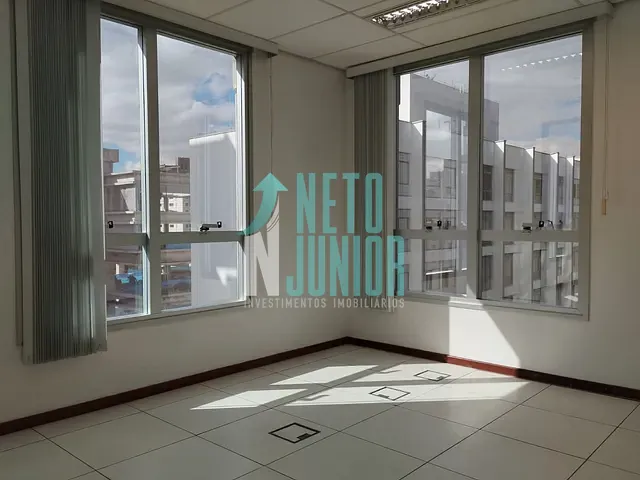 Conjunto comercial com 559m², para alugar, no bairro Itaim Bibi em São Paulo