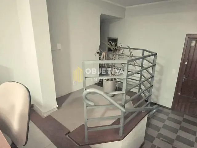 Conjunto comercial à venda, no bairro Floresta em Porto Alegre