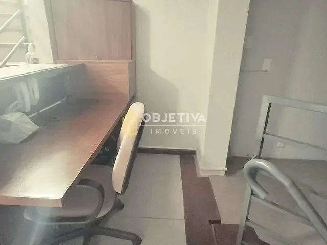 Conjunto comercial à venda, no bairro Floresta em Porto Alegre