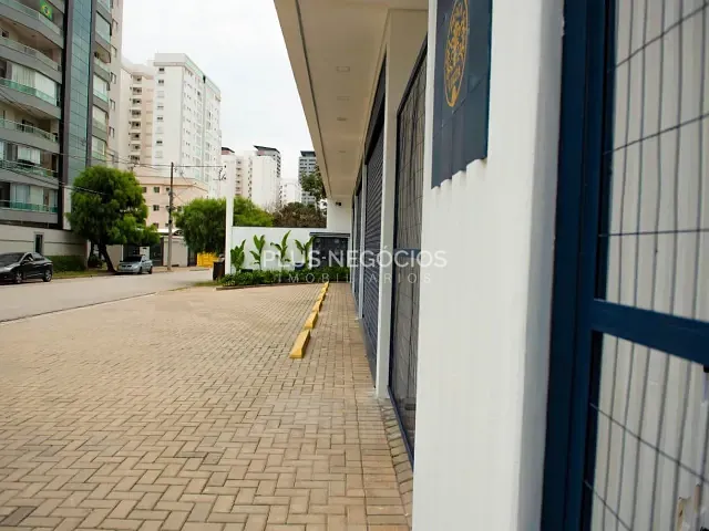 Conjunto comercial para alugar, no bairro Parque Campolim em Sorocaba