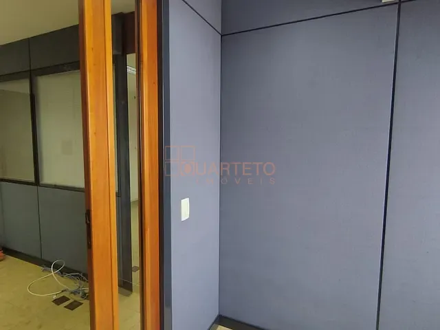 Conjunto comercial à venda, no bairro Saúde em São Paulo