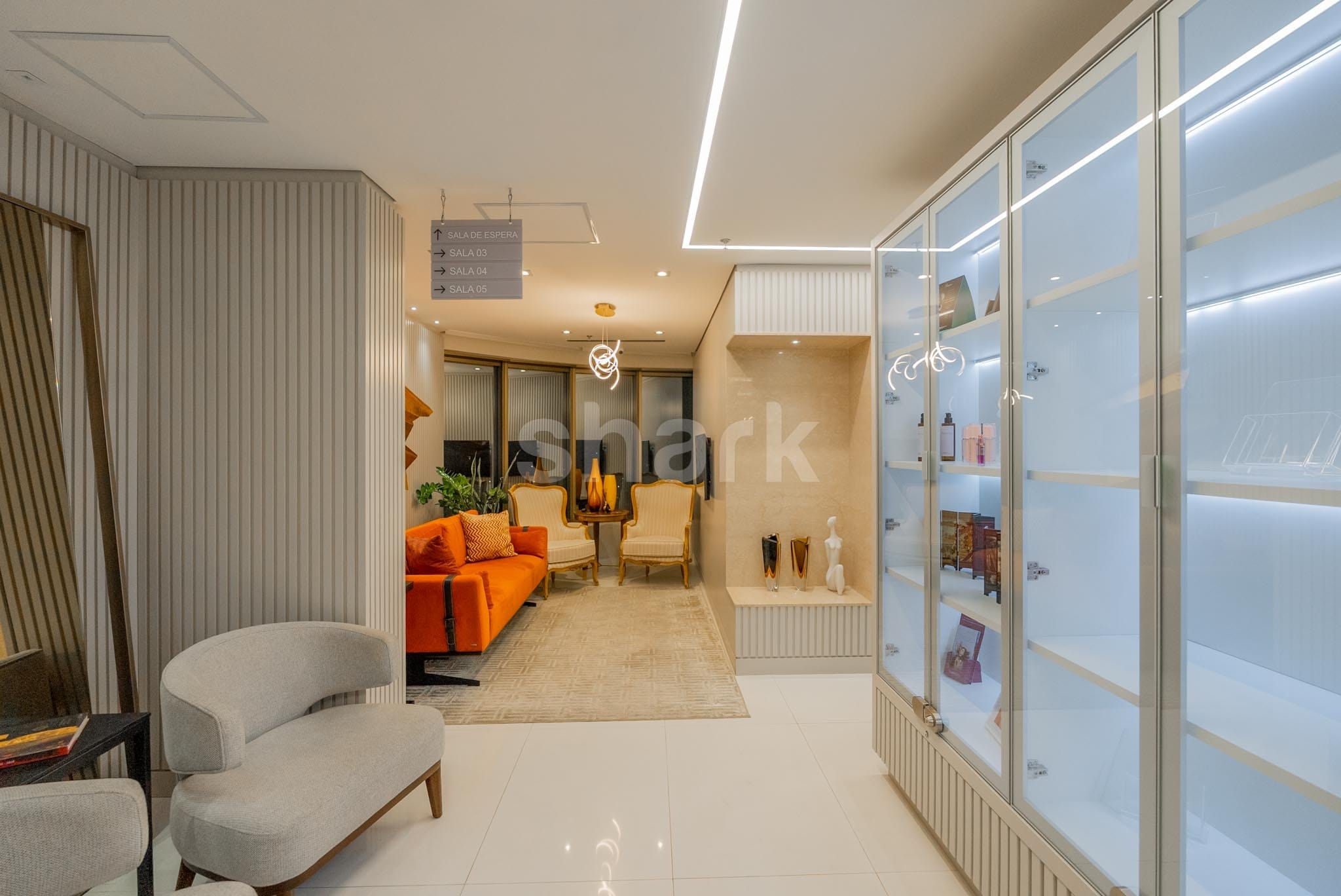 Conjunto Comercial em Dezoito do Forte Empresarial/Alphaville — foto 1