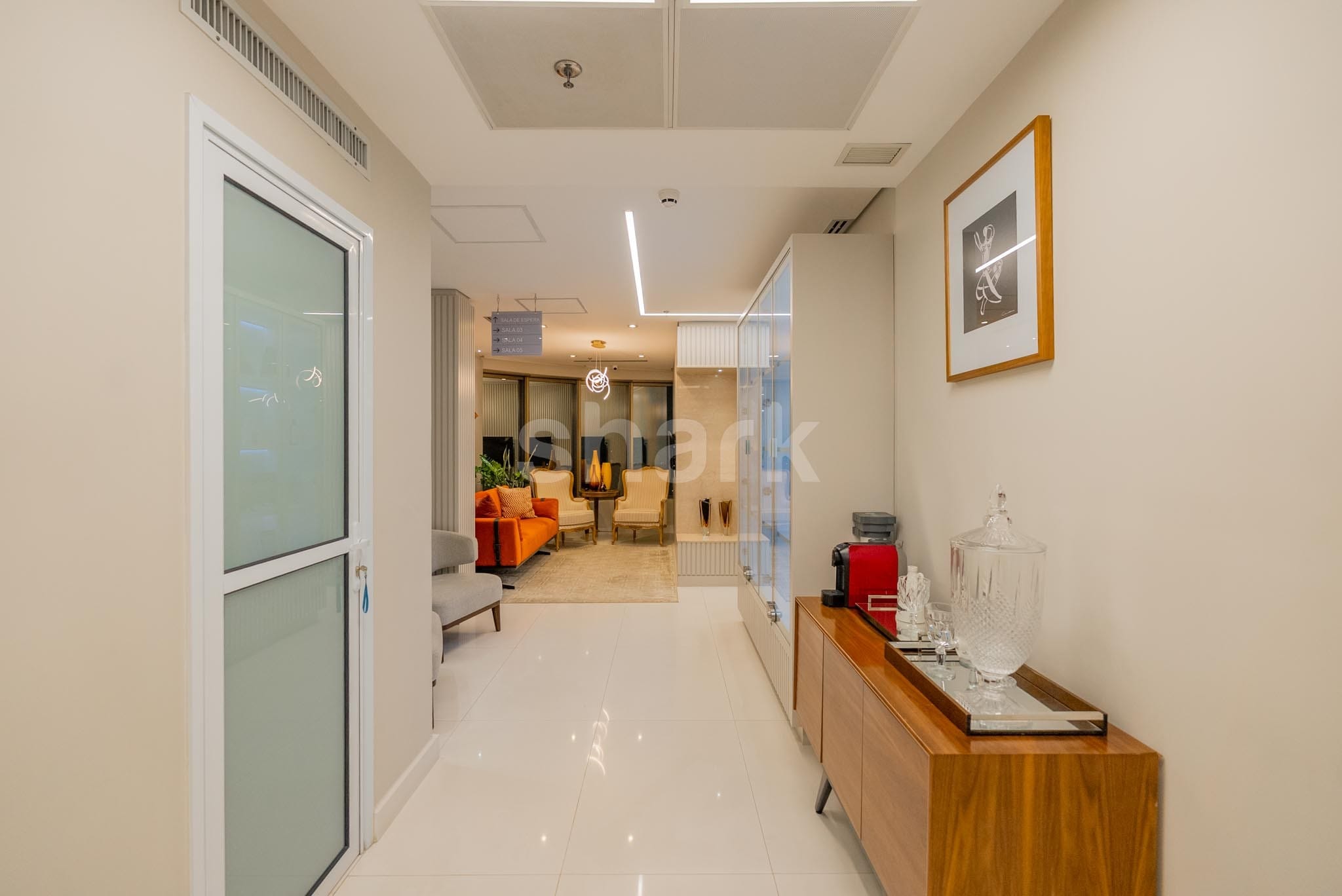 Conjunto Comercial em Dezoito do Forte Empresarial/Alphaville — foto 3