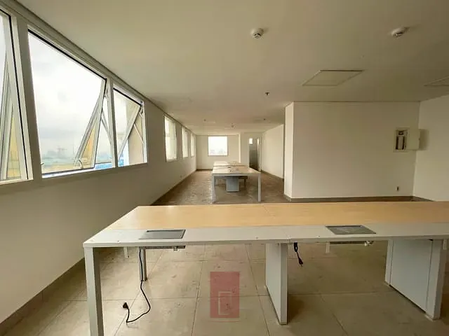 Conjunto comercial com 77m², à venda, no bairro Higienópolis em São Paulo