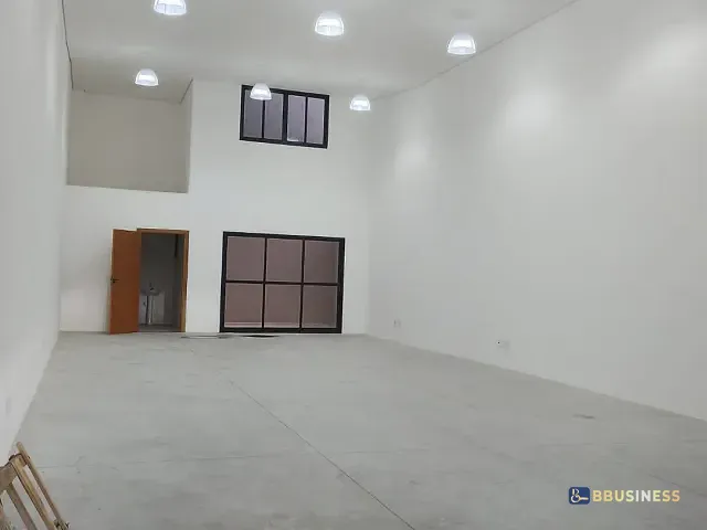 Galpão / Barracão com 180m², para alugar, no bairro Centro em São Caetano do Sul