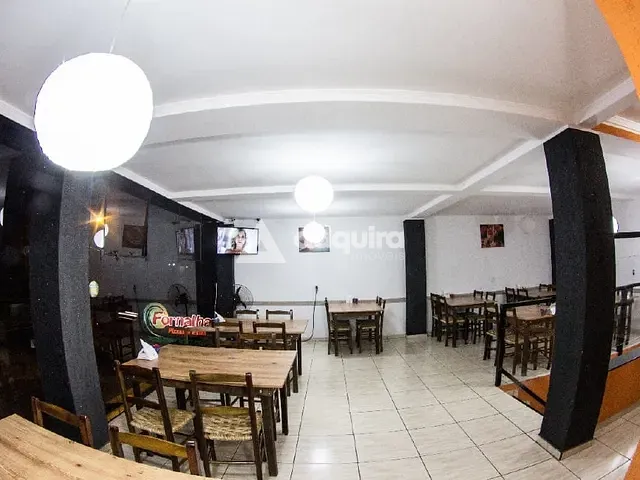 Conjunto comercial com 185m², à venda, no bairro Orfãs em Ponta Grossa
