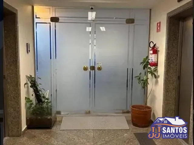 Conjunto comercial com 450m², à venda, no bairro Cerqueira César em São Paulo