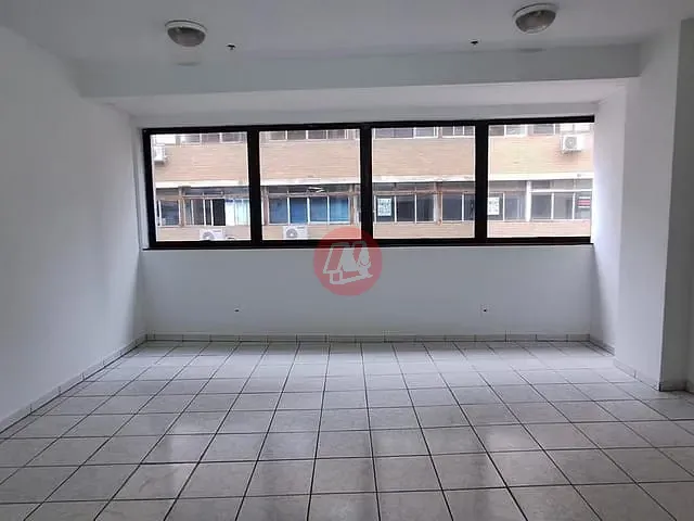 Conjunto comercial com 41m², para alugar, no bairro Centro Histórico em Porto Alegre