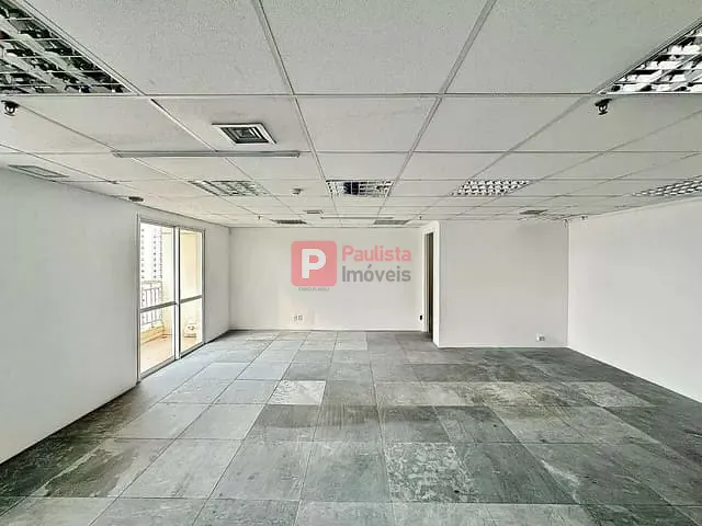 Conjunto comercial com 185m², para alugar, no bairro Chácara Santo Antônio  / Jardim Dom Bosco em São Paulo