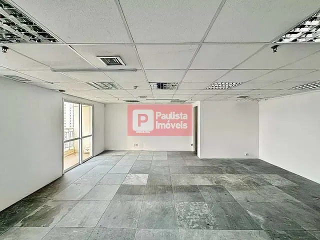 Conjunto comercial com 185m², para alugar, no bairro Chácara Santo Antônio  / Jardim Dom Bosco em São Paulo