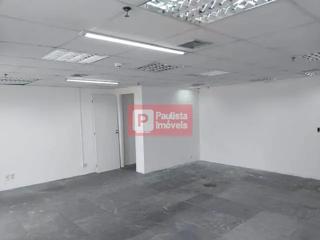 Conjunto comercial com 185m², para alugar, no bairro Chácara Santo Antônio  / Jardim Dom Bosco em São Paulo