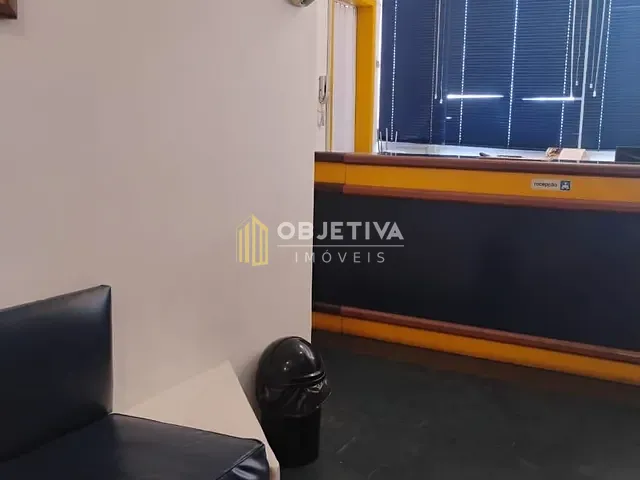 Conjunto comercial à venda, no bairro Auxiliadora em Porto Alegre