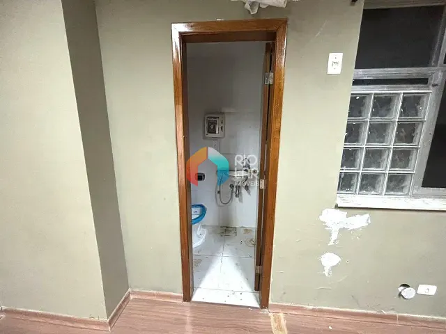 Conjunto comercial com 100m², à venda, no bairro Centro em Rio de Janeiro