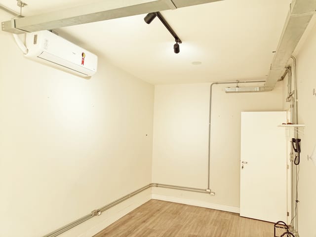 Conjunto comercial para alugar, no bairro Santo Amaro em São Paulo