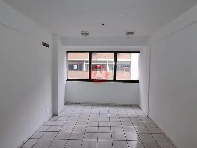 Conjunto comercial com 25m², para alugar, no bairro Centro Histórico em Porto Alegre