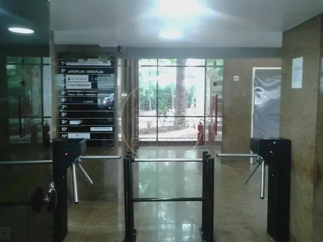 Conjunto comercial para alugar, no bairro Cidade Monções em São Paulo