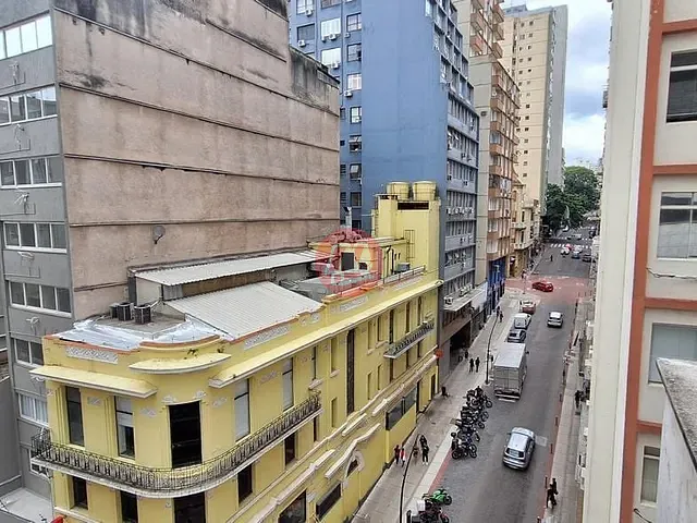 Conjunto comercial com 29m², para alugar, no bairro Centro Histórico em Porto Alegre