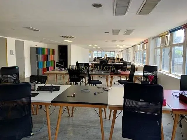 Conjunto comercial com 448m², à venda, no bairro Pinheiros em São Paulo