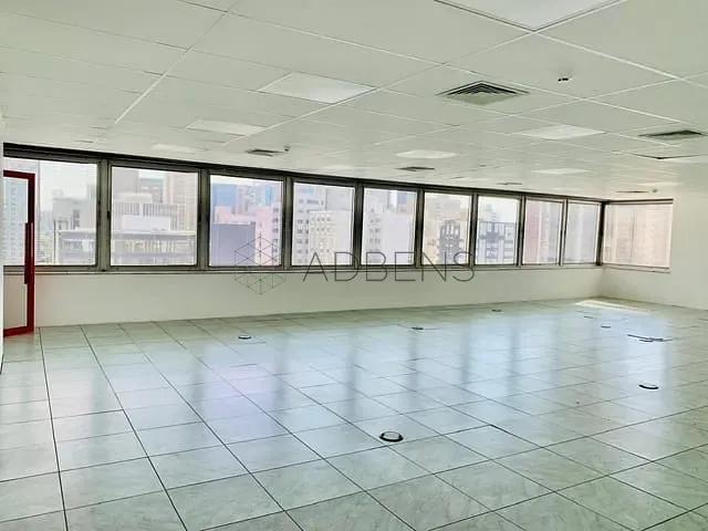 Conjunto comercial para alugar, no bairro Itaim Bibi em São Paulo