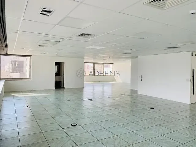 Conjunto comercial para alugar, no bairro Itaim Bibi em São Paulo