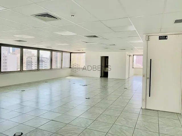 Conjunto comercial para alugar, no bairro Itaim Bibi em São Paulo
