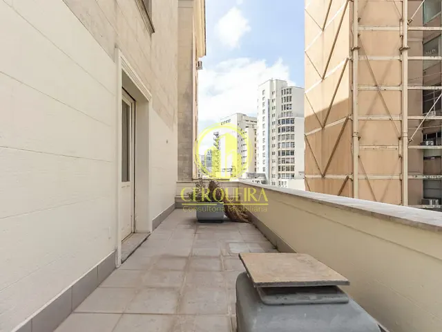 Conjunto comercial à venda, no bairro República em São Paulo