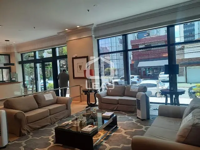 Conjunto comercial com 70m², à venda ou para alugar, no bairro Vila Nova Conceição em São Paulo