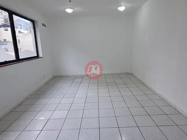 Conjunto comercial com 33m², para alugar, no bairro Centro Histórico em Porto Alegre