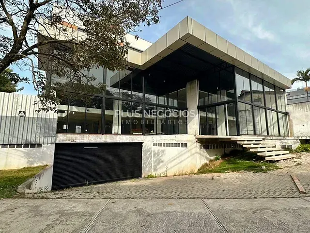 Conjunto comercial com 250m², para alugar, no bairro Parque Campolim em Sorocaba