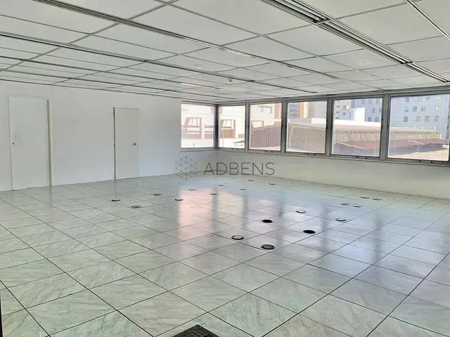 Conjunto comercial para alugar, no bairro Itaim Bibi em São Paulo