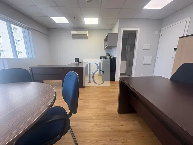 Conjunto comercial para alugar, no bairro Santo Amaro em São Paulo