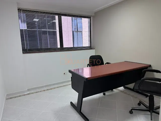 Conjunto comercial para alugar, no bairro Santa Cecília em São Paulo