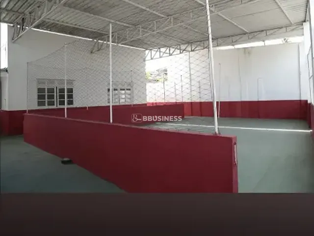 Conjunto comercial com 560m², à venda, no bairro Centro em Campos dos Goytacazes