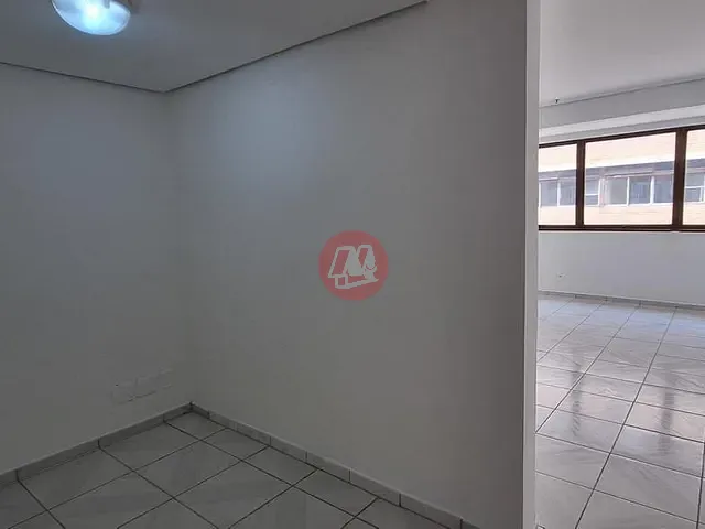 Conjunto comercial com 41m², para alugar, no bairro Centro Histórico em Porto Alegre