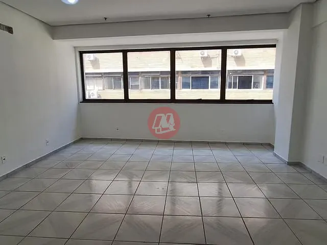 Conjunto comercial com 41m², para alugar, no bairro Centro Histórico em Porto Alegre