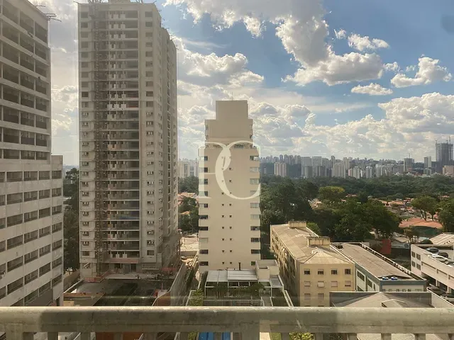 Conjunto comercial à venda, no bairro Santo Amaro em São Paulo