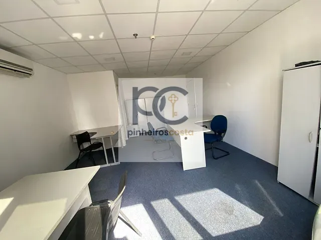 Conjunto comercial à venda, no bairro Santo Amaro em São Paulo