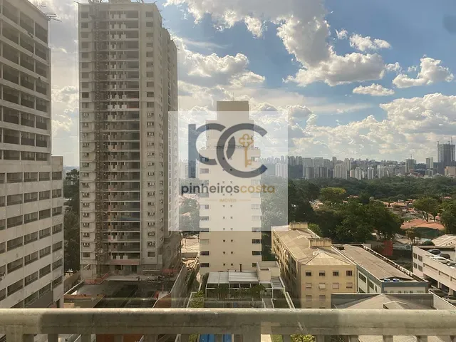 Conjunto comercial à venda, no bairro Santo Amaro em São Paulo