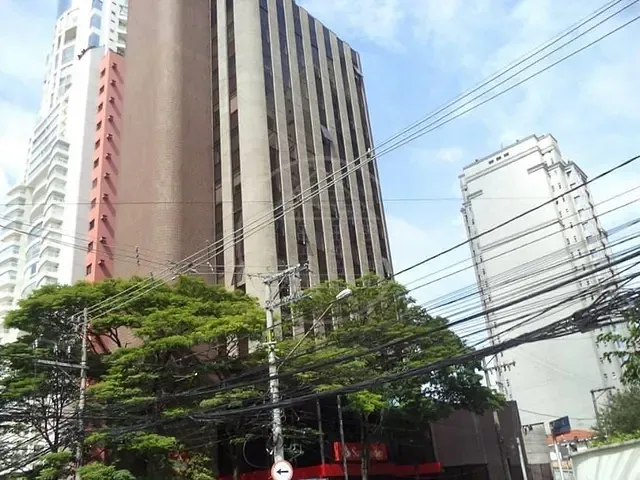 Conjunto comercial para alugar, no bairro Cidade Monções em São Paulo