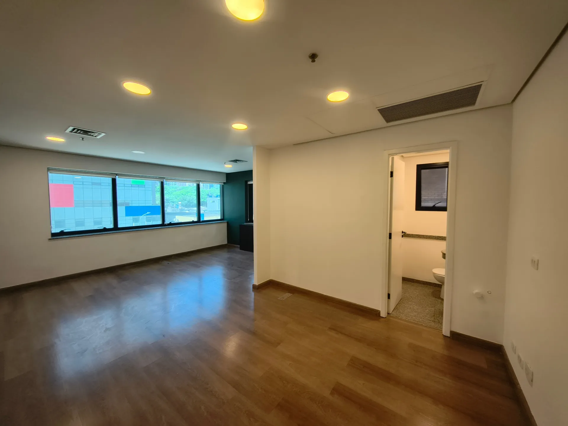 Comercial para alugar com 2 banheiros, 1 vaga e 37m² no Consolação, São Paulo — foto principal