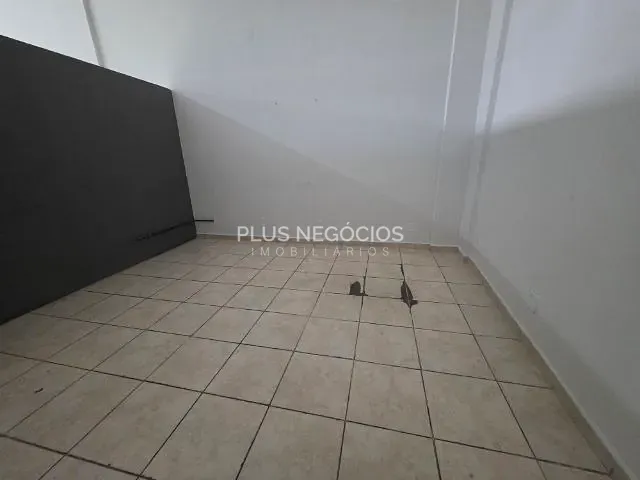 Conjunto comercial com 400m², para alugar, no bairro Vila Carvalho em Sorocaba